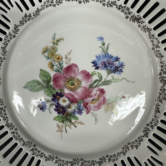 Schwarzenhammer Porcelain Reticulated Plate With Floral Design, Vintage Mid 20th - Picture 4 of 7